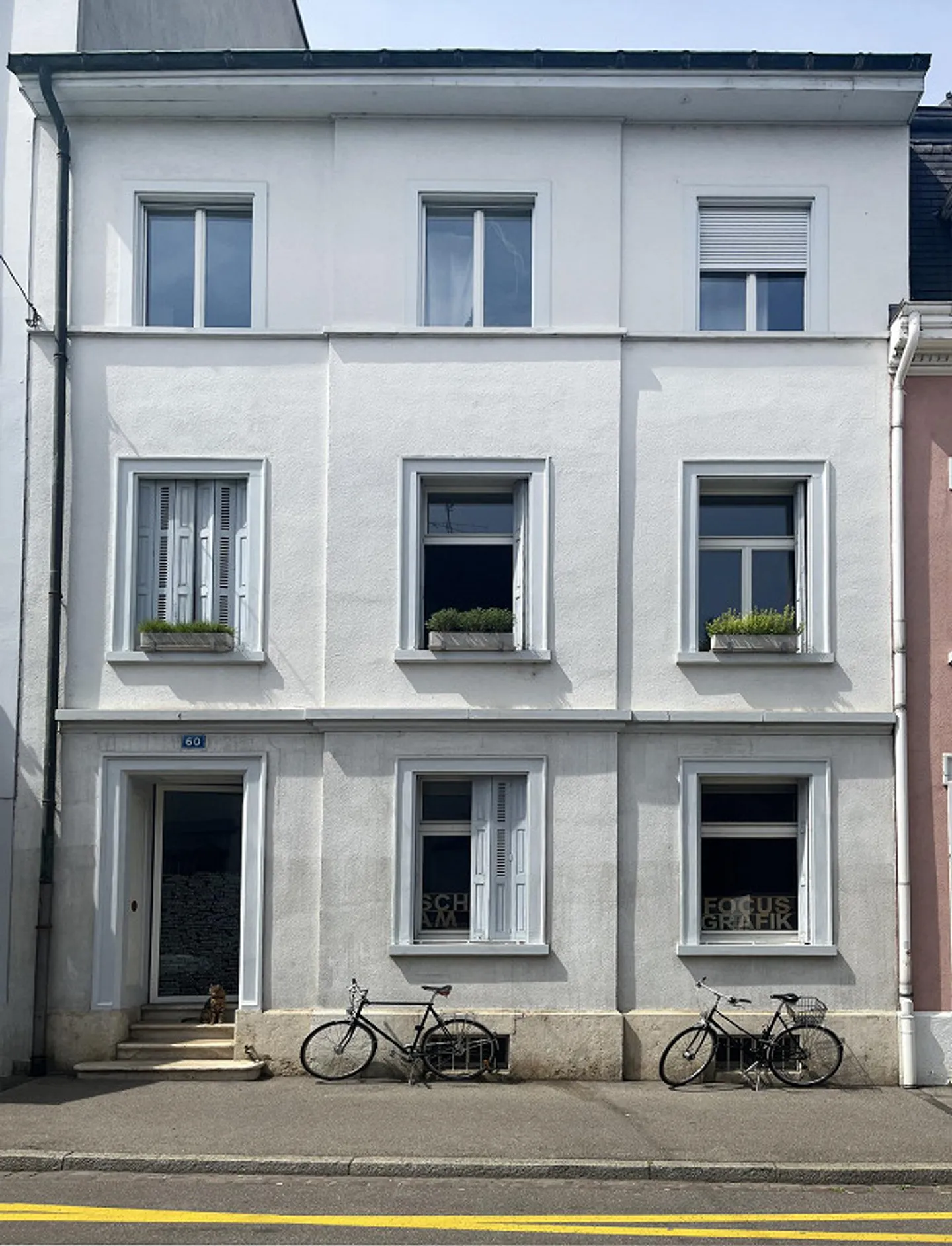 Vivere e lavorare sotto lo stesso tetto - Foto 2 di 25