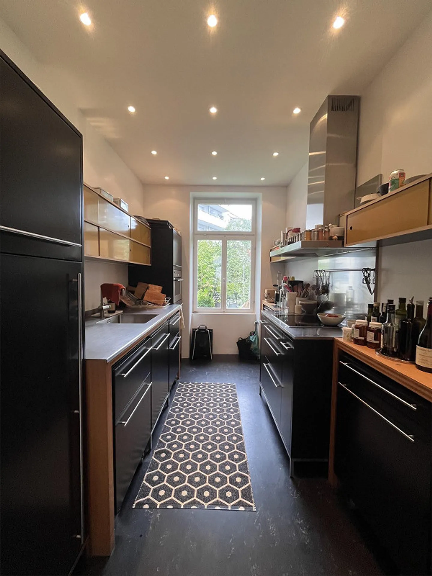 Vivere e lavorare sotto lo stesso tetto - Foto 8 di 25