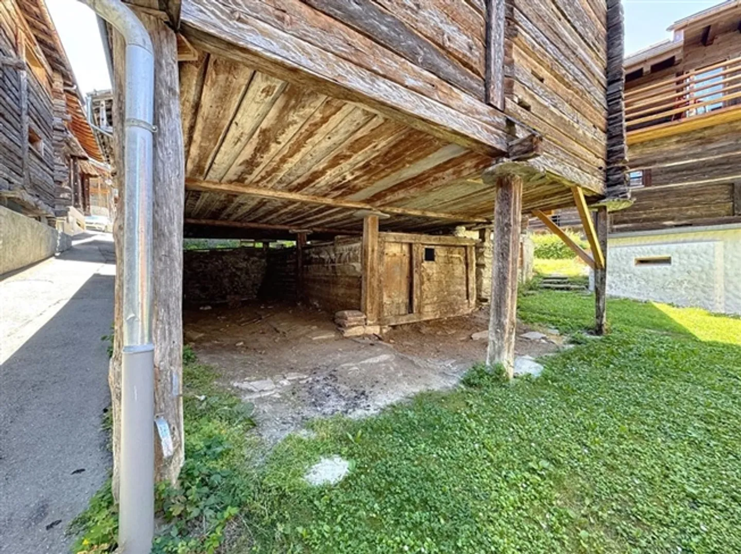 «Charakterscheune zum Renovieren - Ein schlüsselfertiges Projekt in Bruson» - Foto 5 von 8