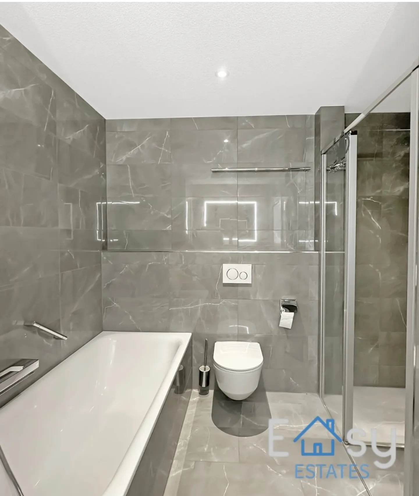 Geräumiges Reihenhaus mit Garten - Foto 4 von 7