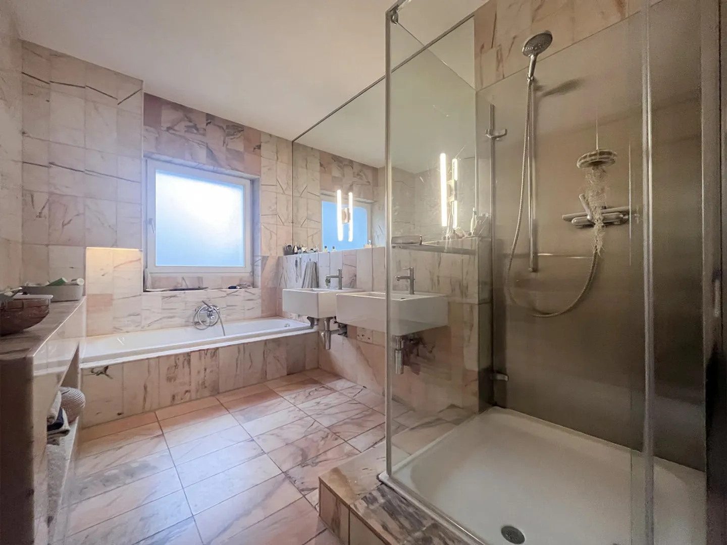 Vivere e lavorare sotto lo stesso tetto - Foto 17 di 25