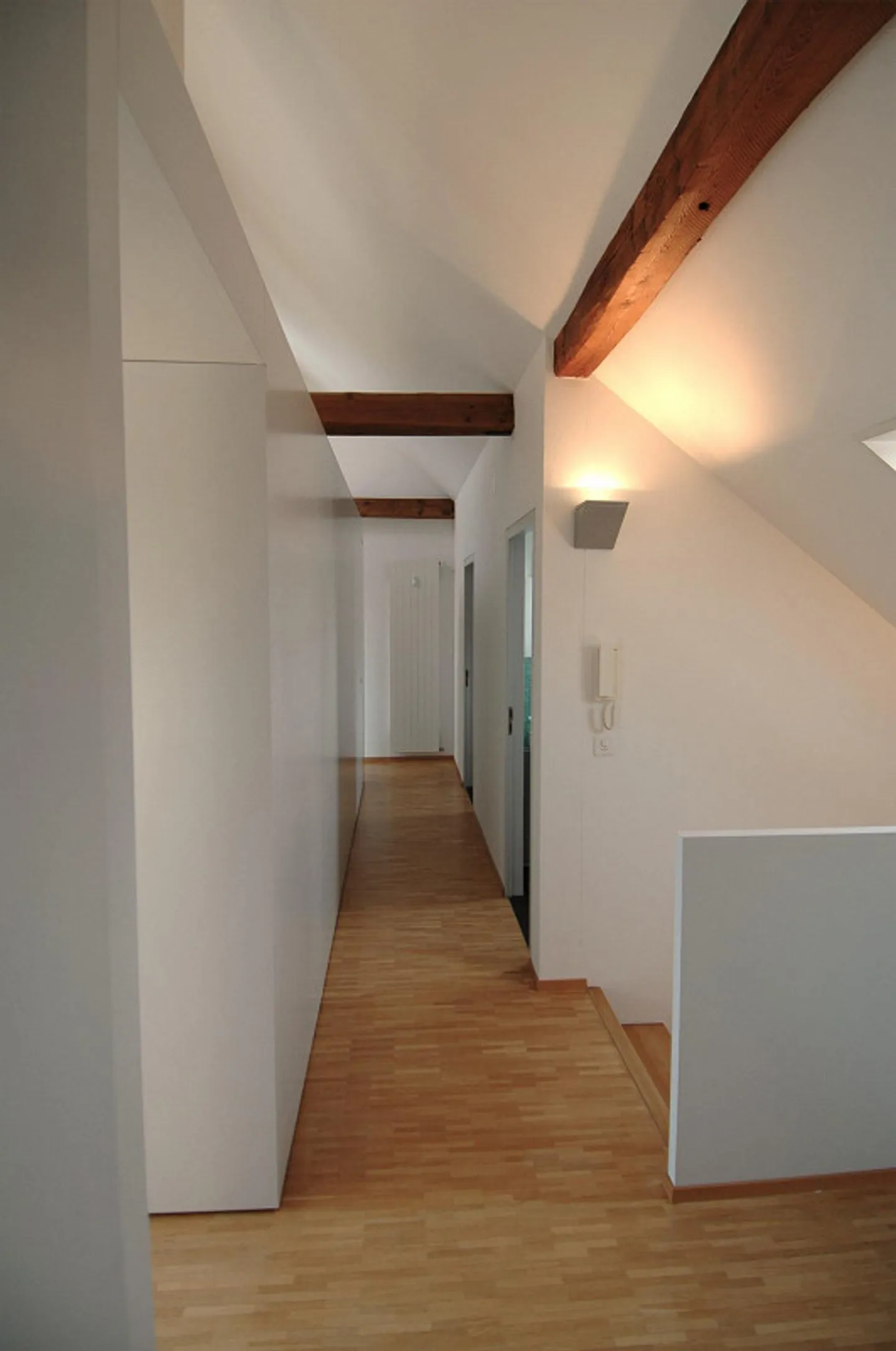 Attico attraente con terrazza sul tetto nel popolare quartiere Mattenhof - Foto 13 di 27
