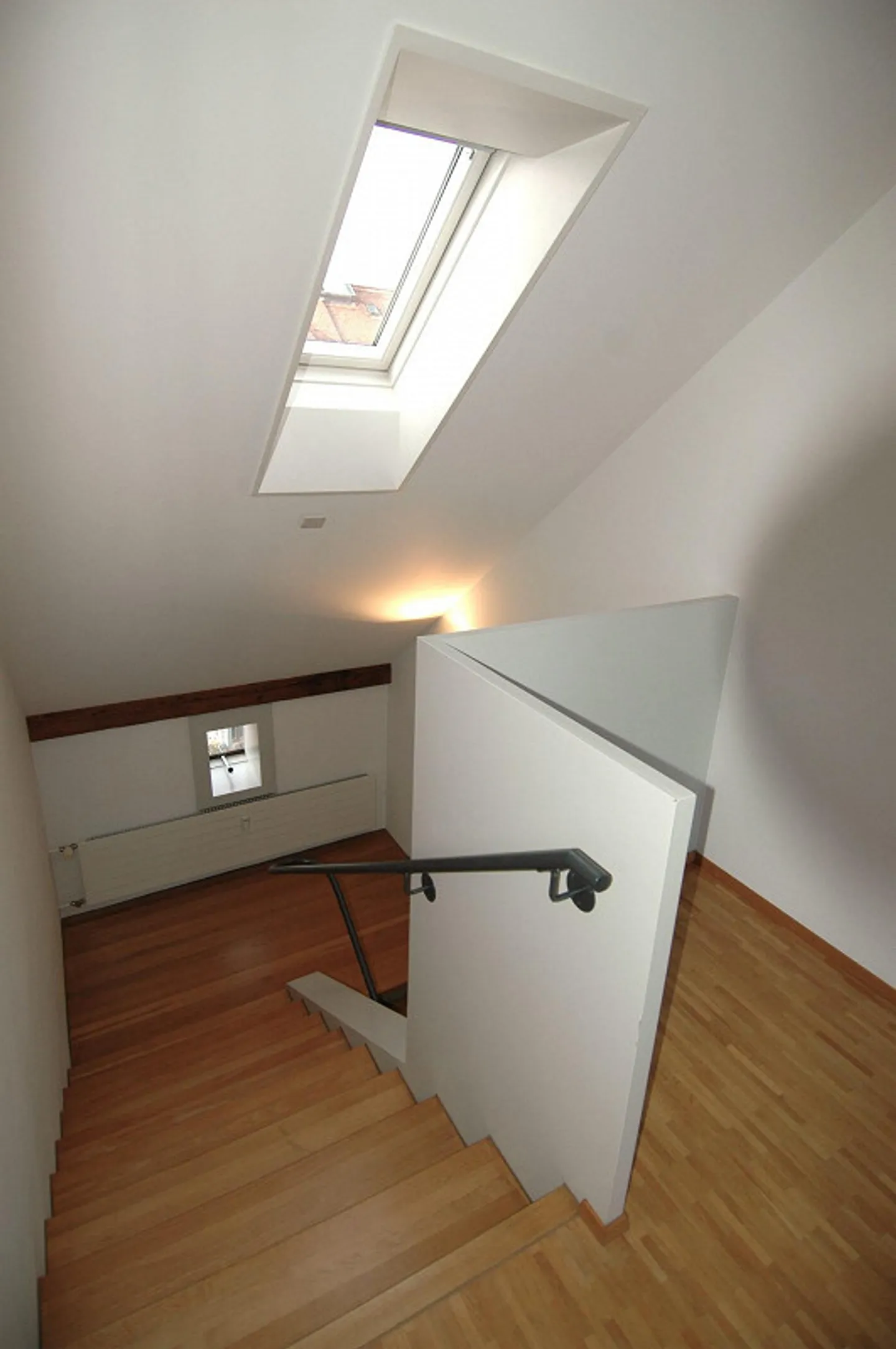 Attico attraente con terrazza sul tetto nel popolare quartiere Mattenhof - Foto 14 di 27