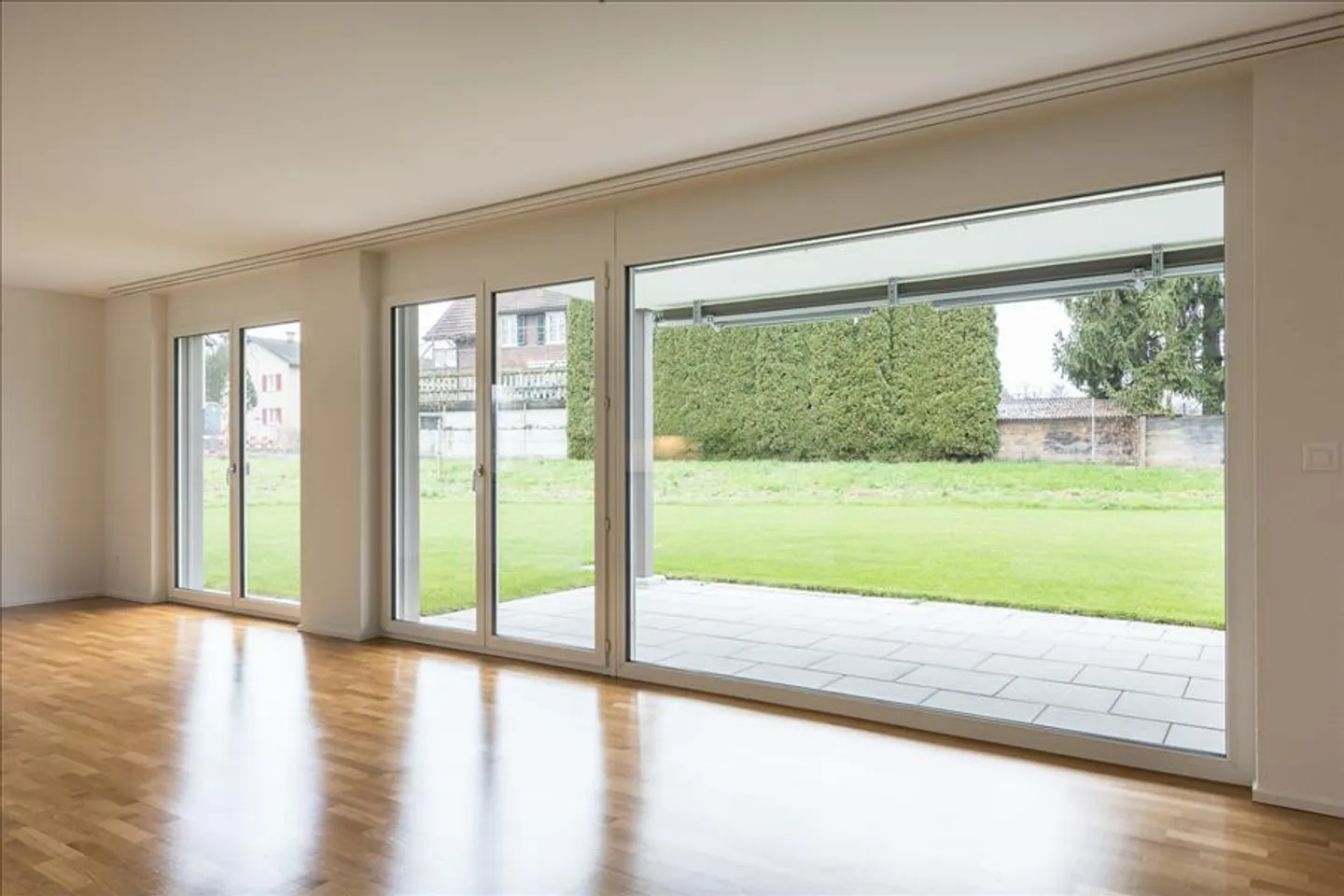 Appartement de rêve avec coin jardin - Photo 2 sur 9