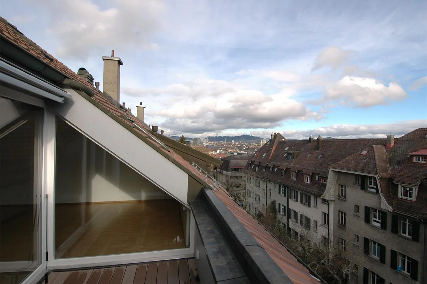 Attico attraente con terrazza sul tetto nel popolare quartiere Mattenhof - Foto 27 di 27