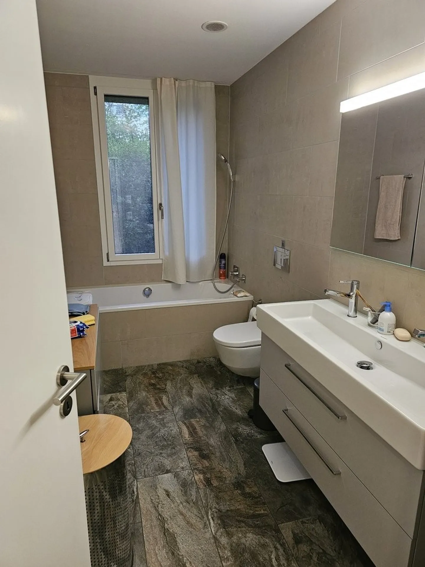 3.5 Zimmer Terrassen Wohnung, möbliert - Foto 6 von 10