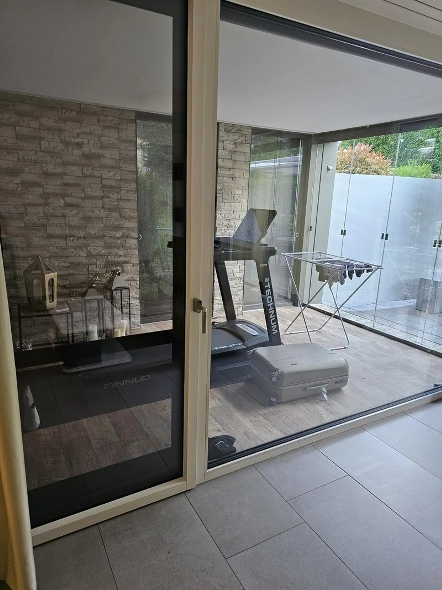 3.5 Zimmer Terrassen Wohnung, möbliert - Foto 8 von 10