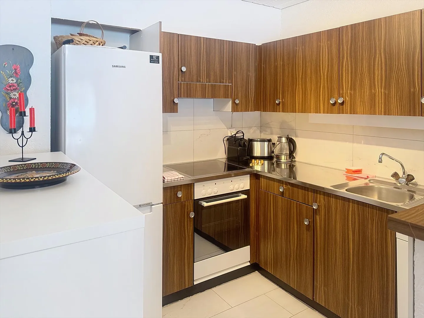 Rare for sale Magnificent 3.5 P renovated CLOSE TO THE CABLE CAR! - Photo 5 of 7