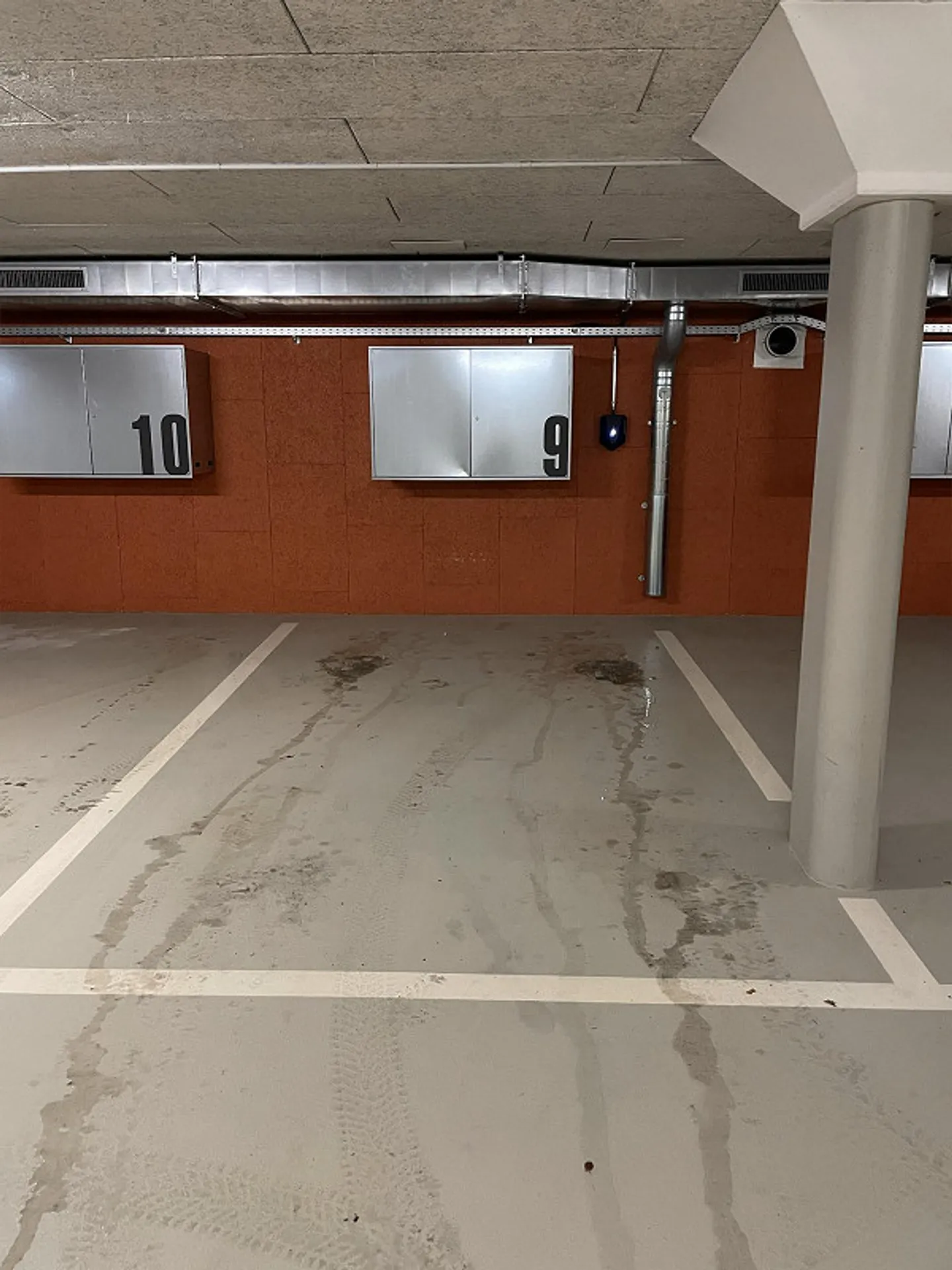 Tiefgaragenplatz mit E-Ladestation - Foto 1 von 2