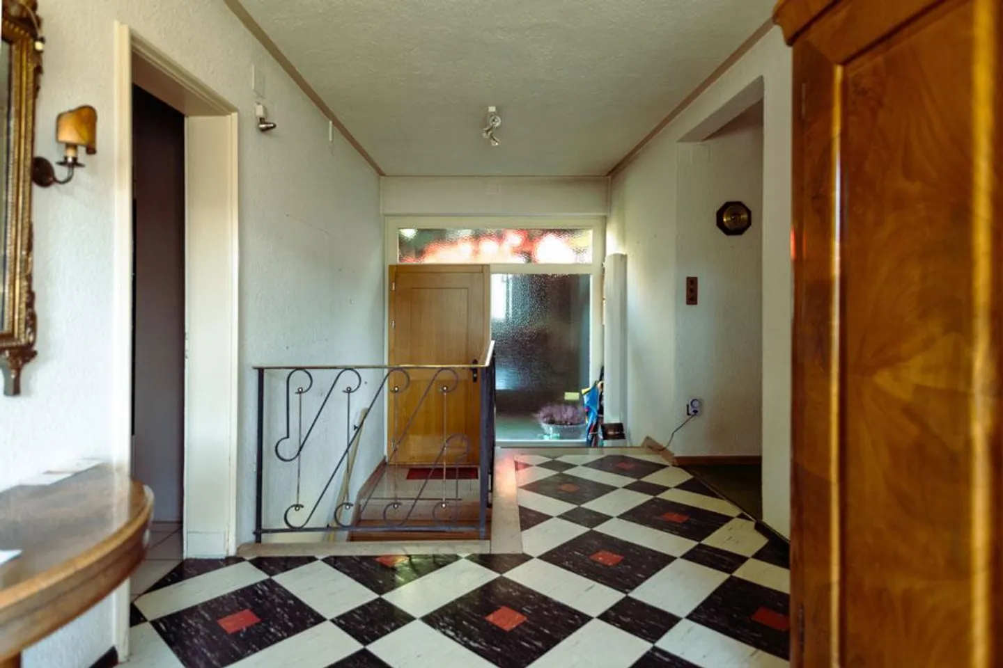 Villa in exclusive southern slope location - Photo 4 of 15