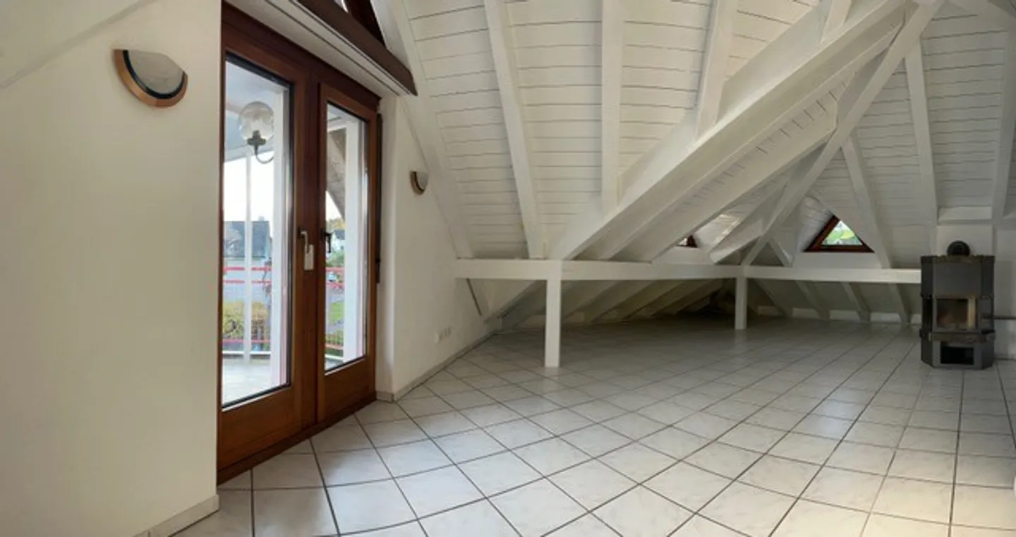 Charming Attic Apartment with Lake View in Schmerikon - Photo 7 of 13