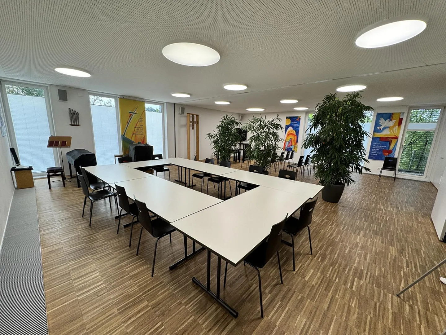 Ampie strutture commerciali di 218m2 nel centro di Rothenburg - Foto 3 di 17