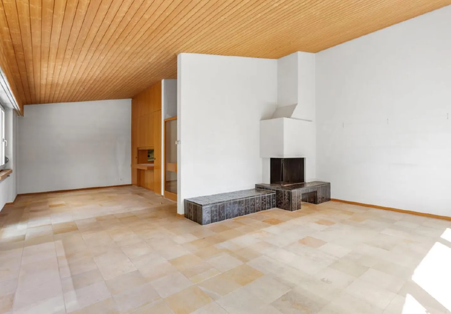 Charming Single-Family Home - Photo 2 of 15