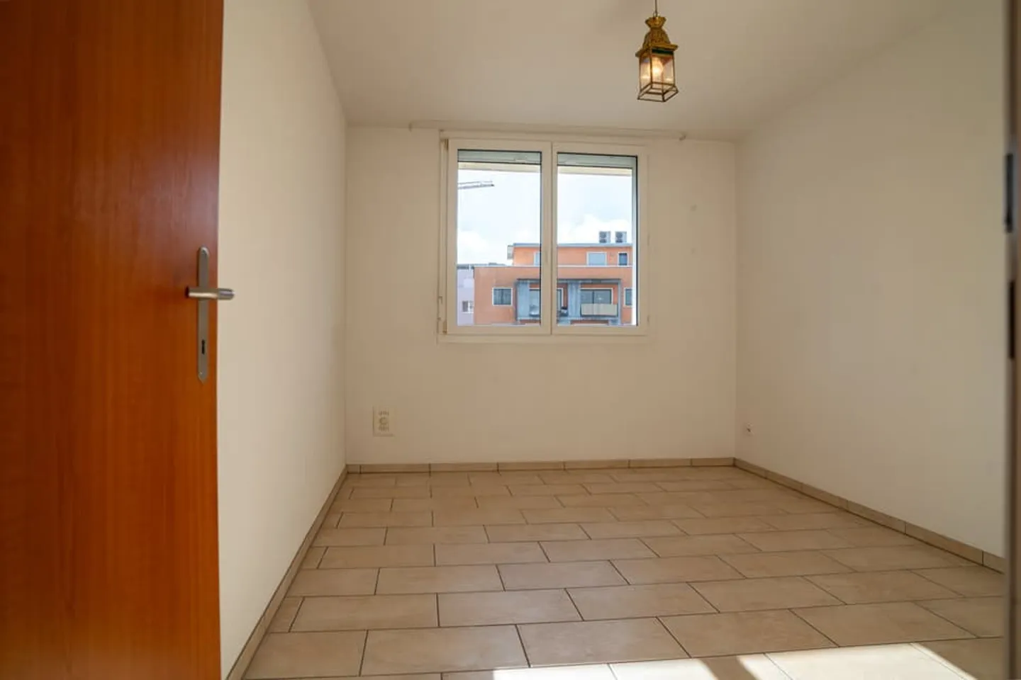 Modern 4.5-room apartment with Jura view in Biel - Photo 6 of 13