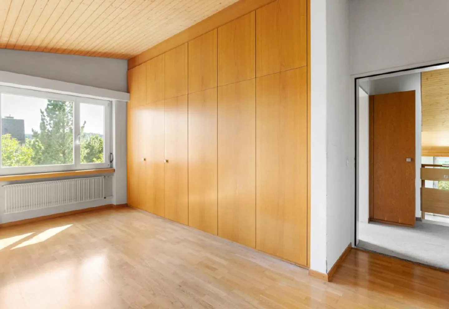 Charming Single-Family Home - Photo 10 of 15