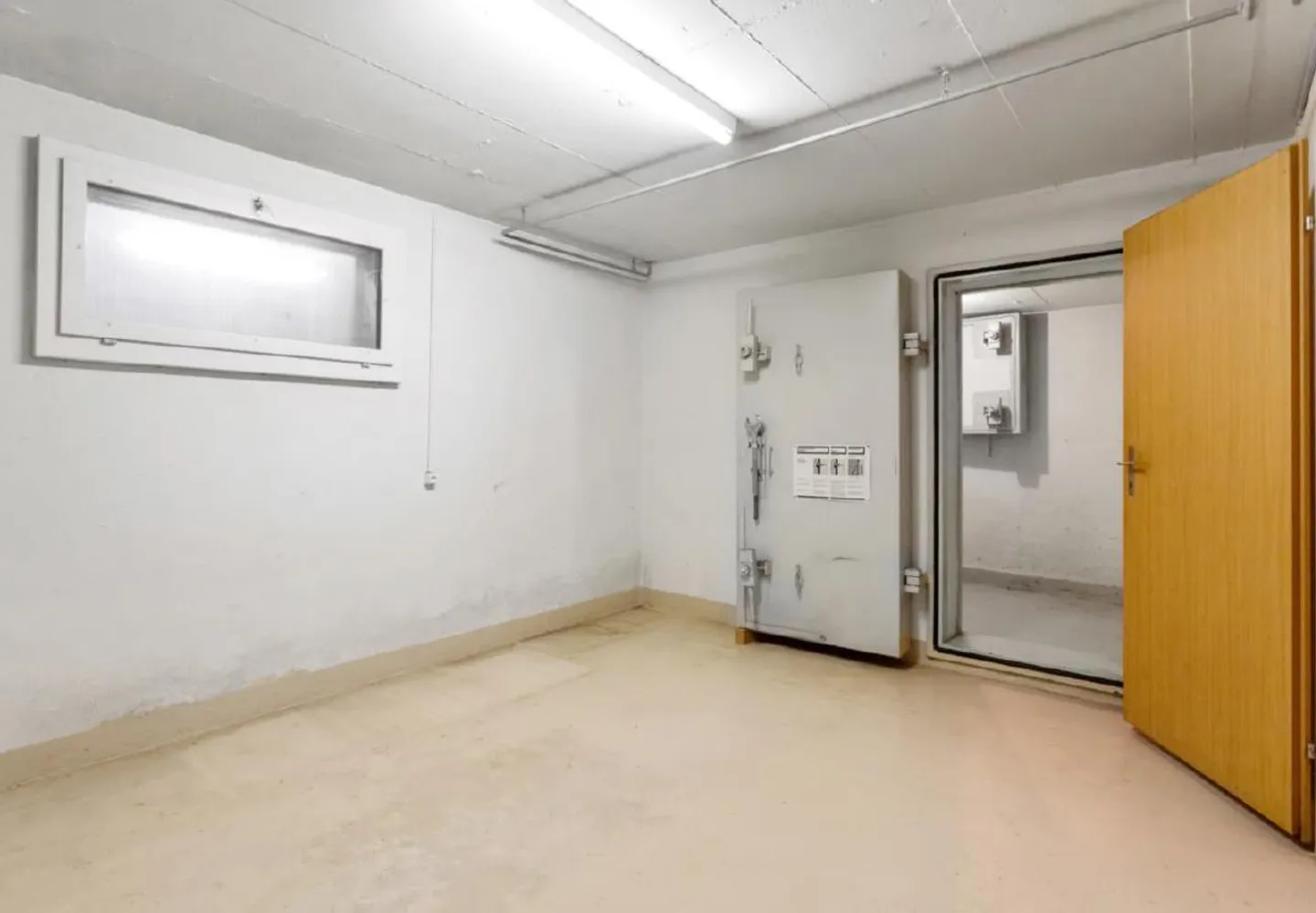 Charming Single-Family Home - Photo 12 of 15