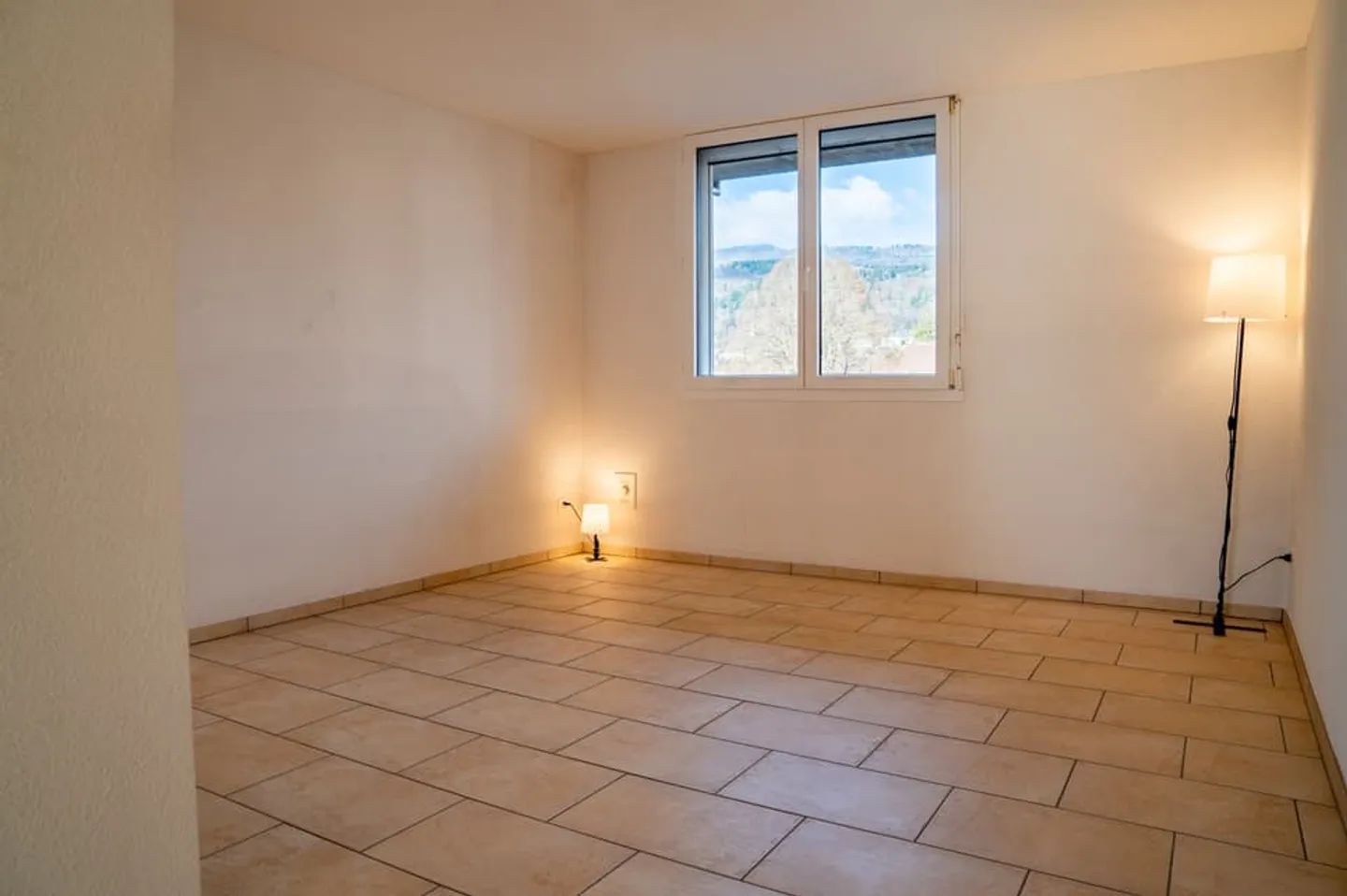 Modern 4.5-room apartment with Jura view in Biel - Photo 8 of 13