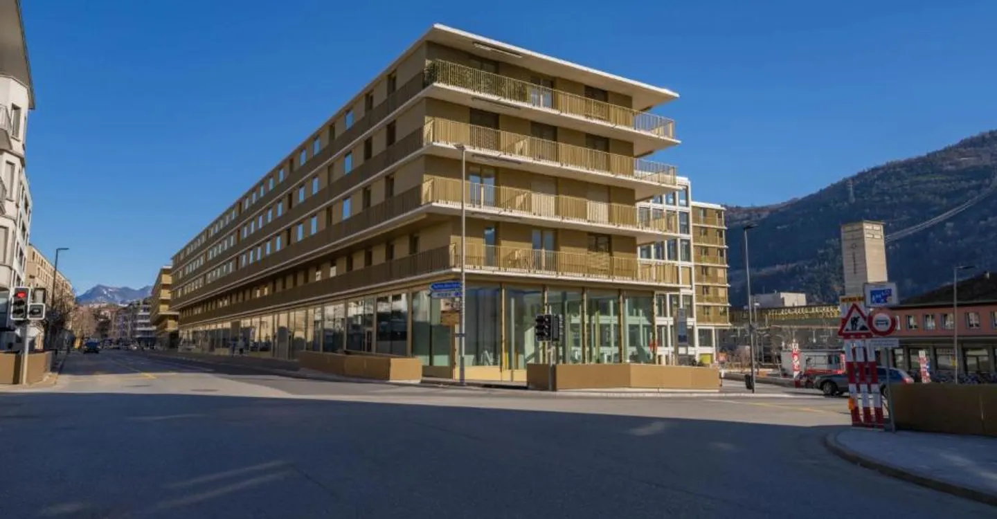 In affitto? Spazio commerciale di 97 m² con visibilità eccezionale - Foto 1 di 4