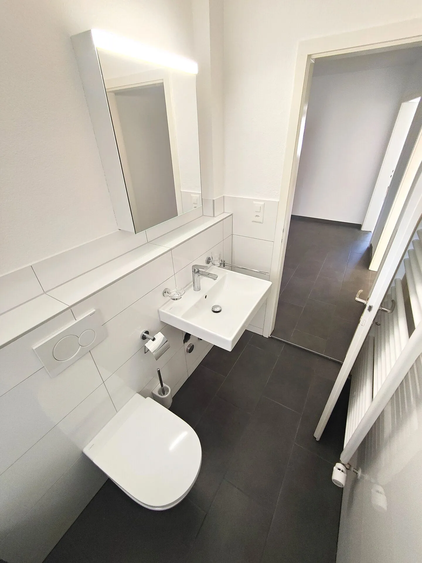 Spacious 2-room apartment in Reinach - Photo 7 of 7