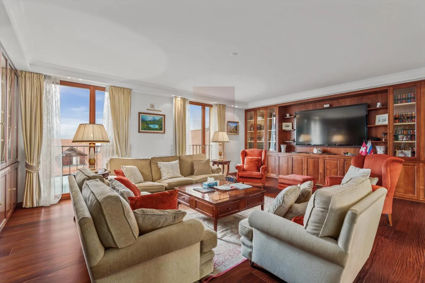 Exklusiv: Großartige, außergewöhnliche Wohnung in der Nähe von Vésenaz - Foto 2 von 7