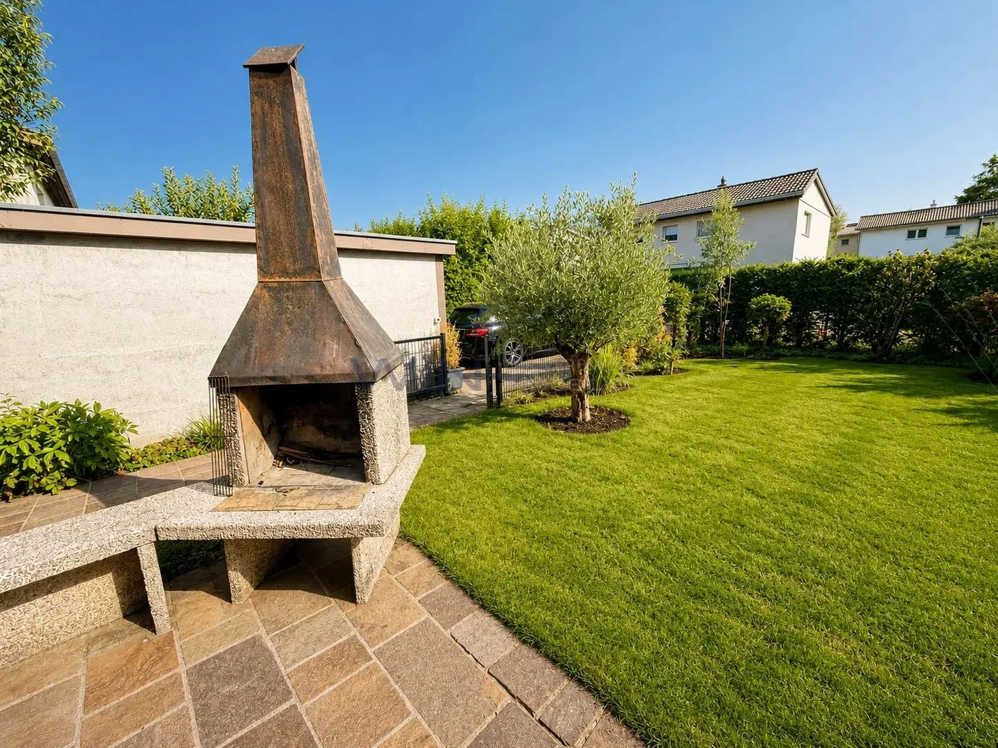 Maison familiale spacieuse avec jardin - Photo 10 sur 10