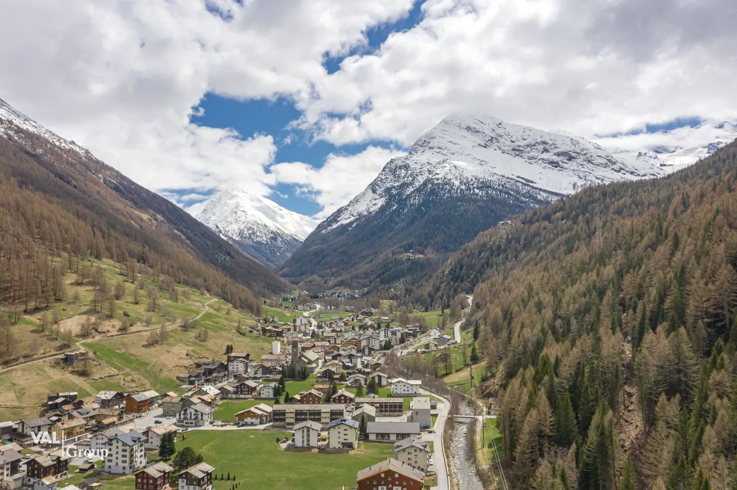 Terreno edificabile in una posizione bella e tranquilla - Foto 1 di 9