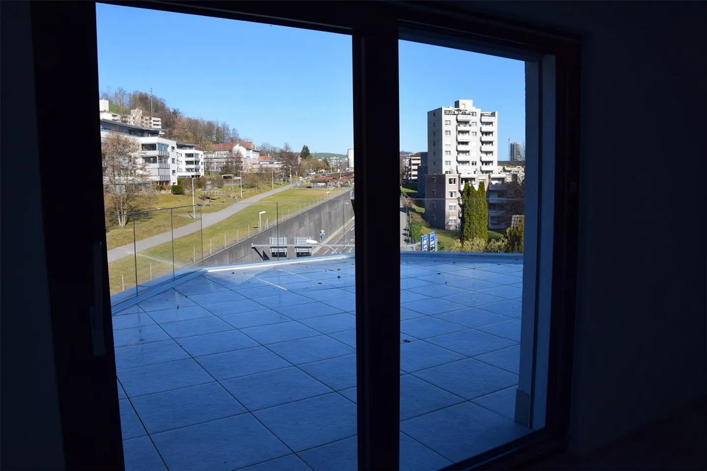Appartamento attico di 4,5 locali con vista lago - Foto 7 di 27