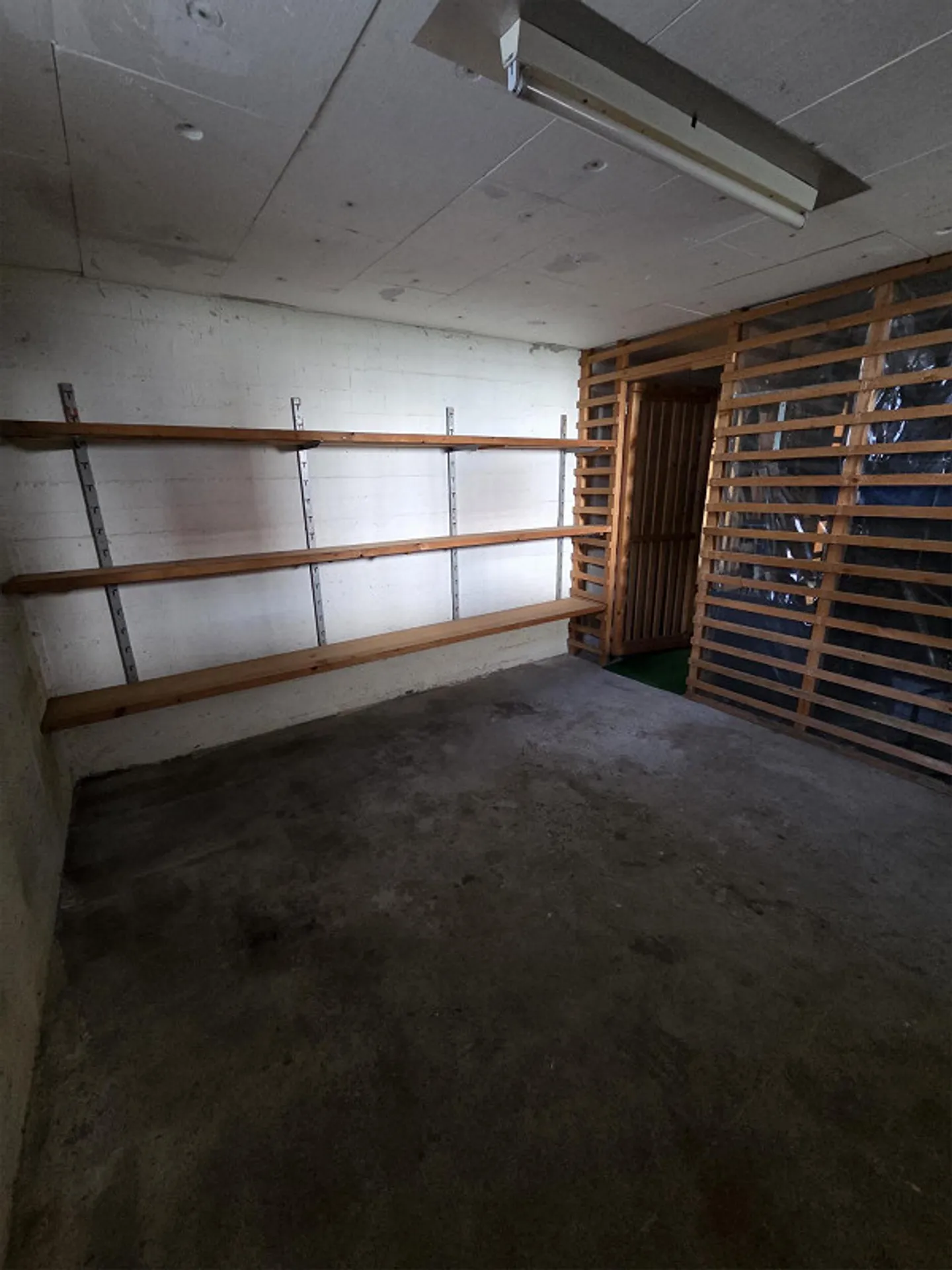 Appartamento ristrutturato di 5,5 stanze con vista spettacolare, a termine limitato - Foto 13 di 13