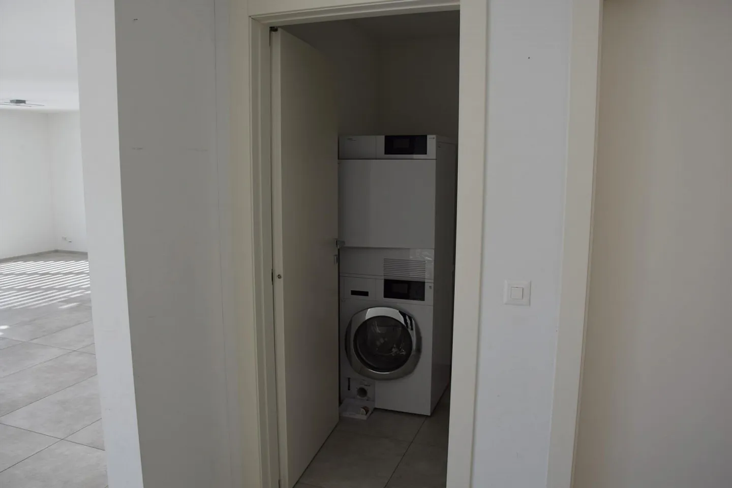 Appartamento attico di 4,5 locali con vista lago - Foto 13 di 27