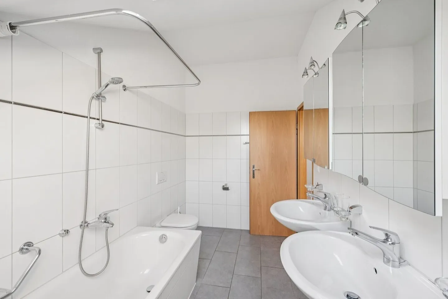 Appartement de Luxe avec Vue Époustouflante - Photo 4 sur 6