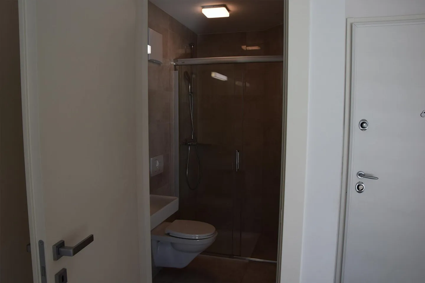 Appartamento attico di 4,5 locali con vista lago - Foto 14 di 27