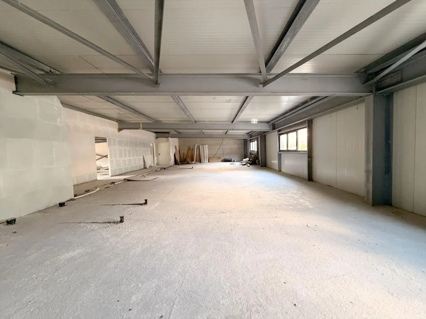 Modernes Büro/Lager in Saxon - Foto 5 von 5