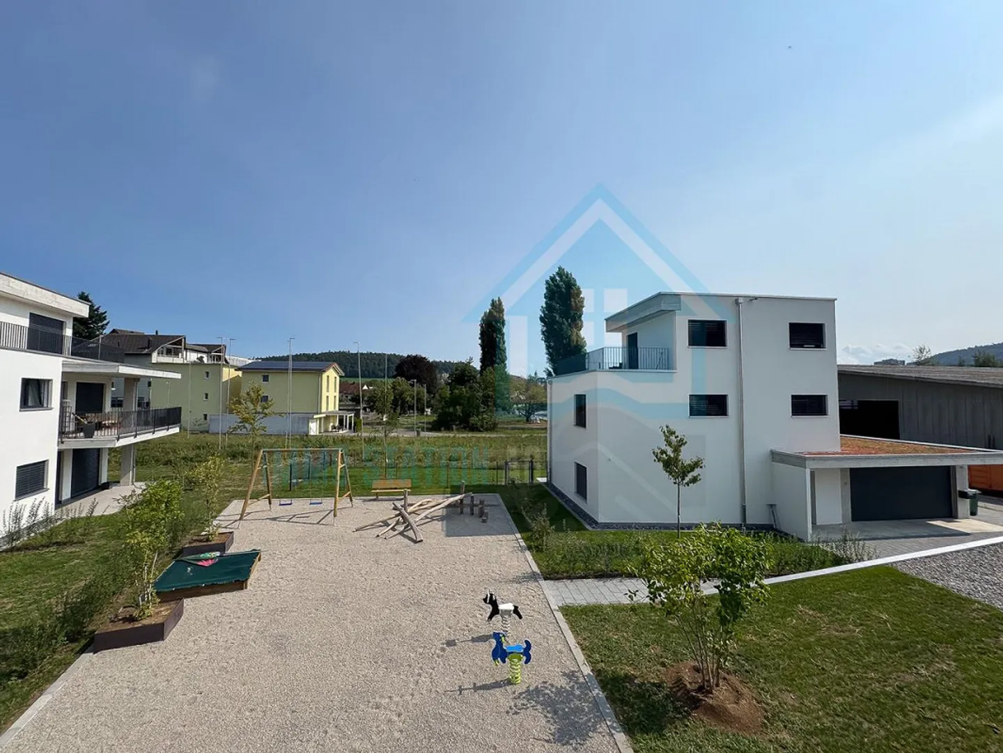 Prima locazione appartamento nuovo 3.5 locali con balcone e attrezzature di alta qualità - Foto 10 di 13