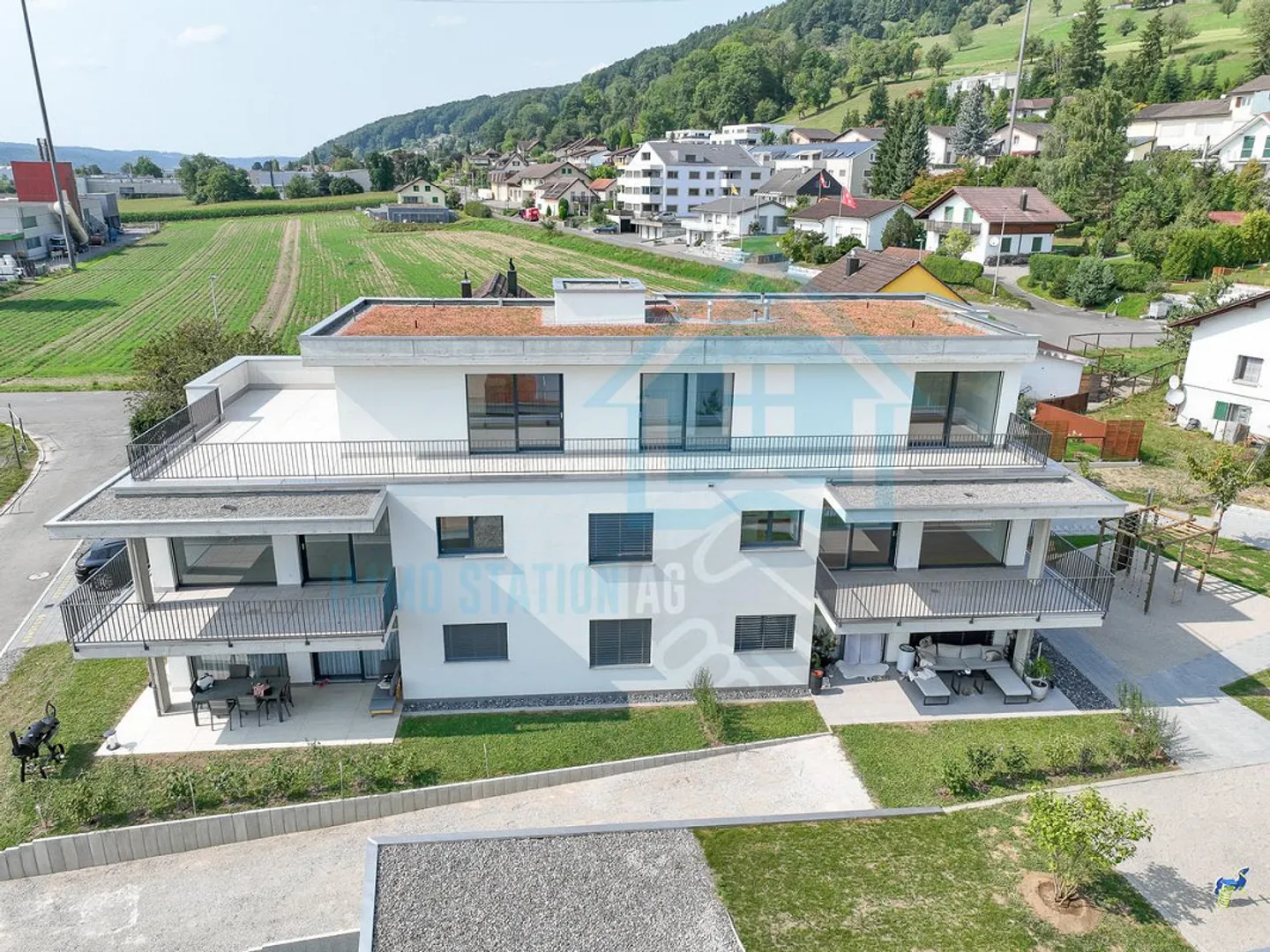 Prima locazione appartamento nuovo 3.5 locali con balcone e attrezzature di alta qualità - Foto 13 di 13