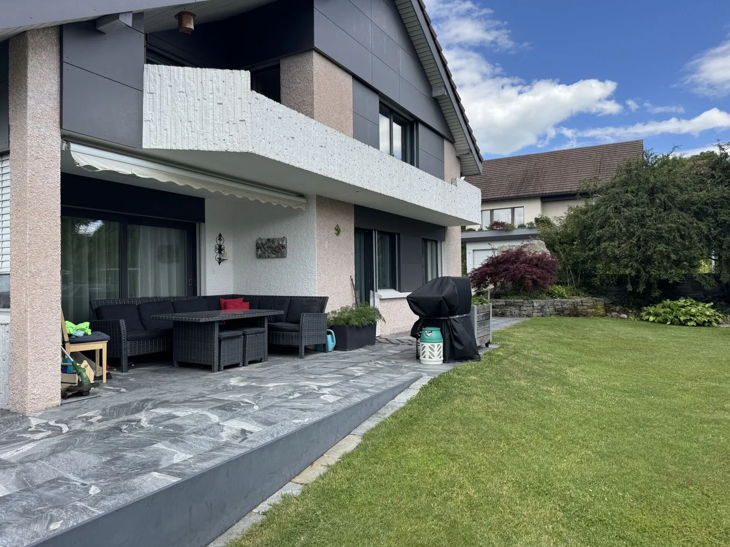 Casa unifamiliare di 5 stanze con giardino e vista panoramica - Foto 14 di 14