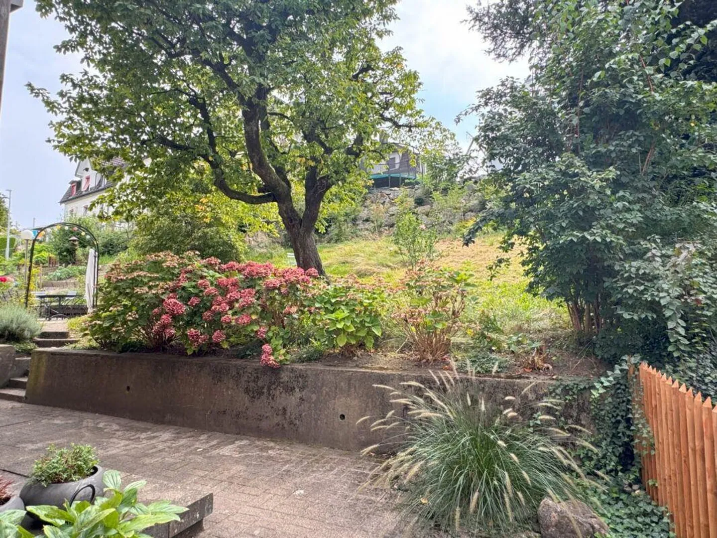 Casa plurifamiliare con 3 appartamenti, vista lago - Foto 9 di 10