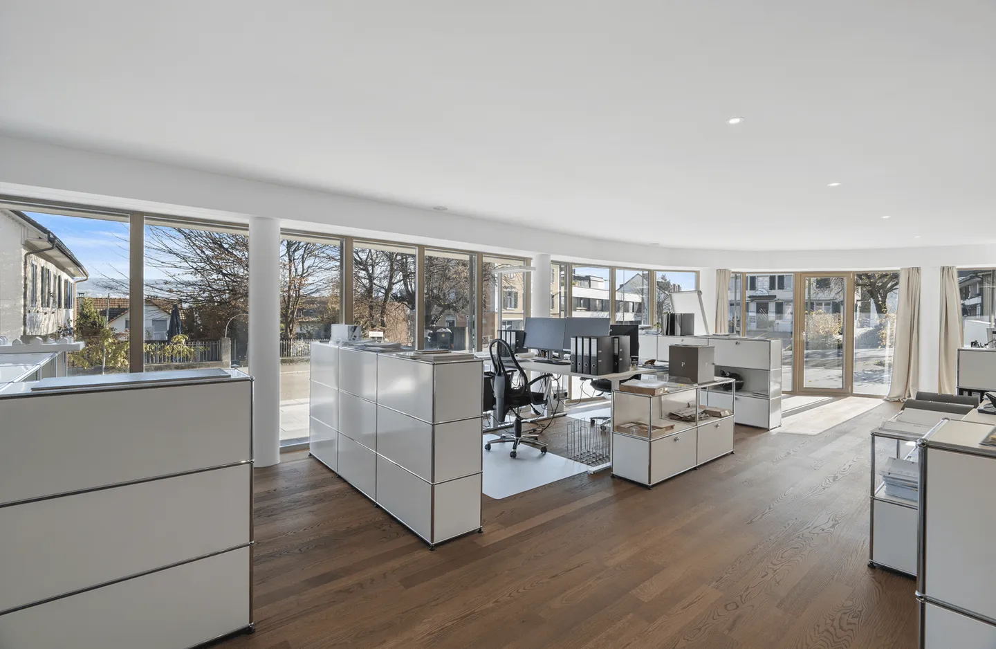 Espace Commercial sur Mühlebachstrasse 36 : Votre Nouveau Lieu de Succès à Thalwil - Photo 4 sur 8