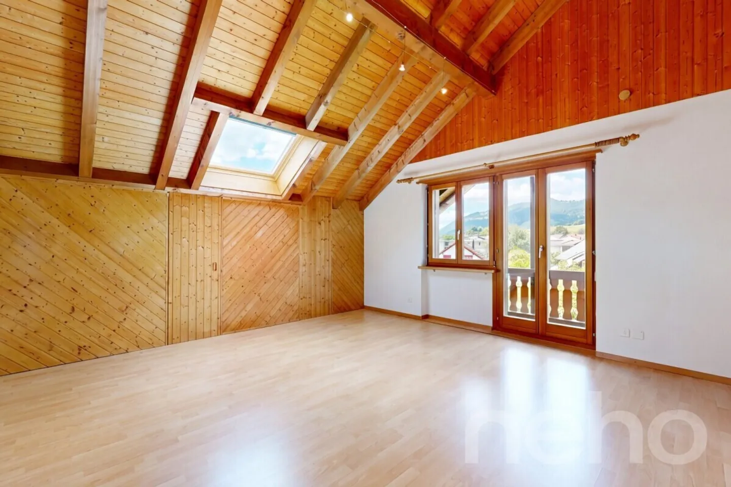 Casa di 6,5 stanze con luce, spazio e bella vista - Foto 4 di 12