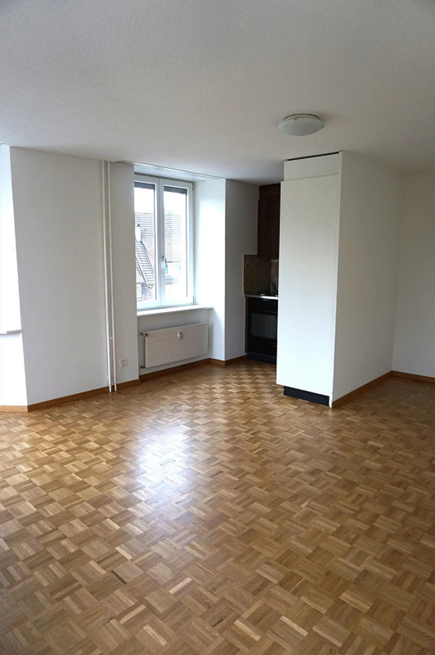 Charmante appartement 2 pièces - Photo 3 sur 9