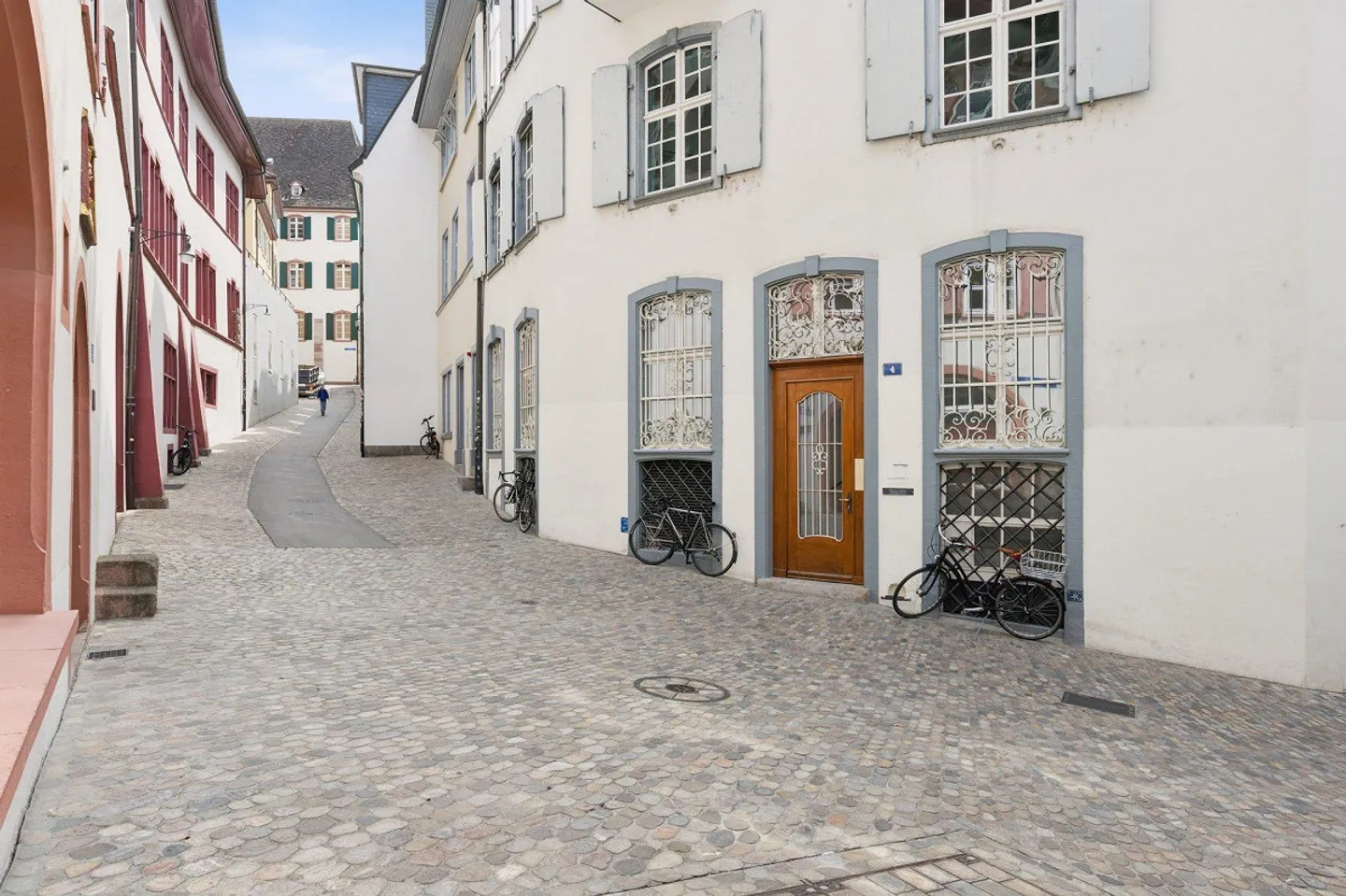 Bureau et espace de pratique lumineux et représentatif près de la Freie Strasse - Photo 2 sur 15