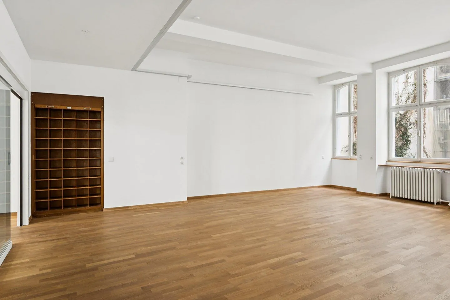 Bureau et espace de pratique lumineux et représentatif près de la Freie Strasse - Photo 9 sur 15
