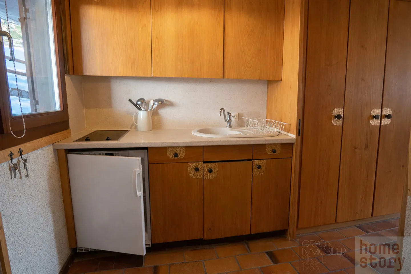 Ski studio with direct access to the slopes in Alpe des Chaux with corner balcony - Photo 3 of 10