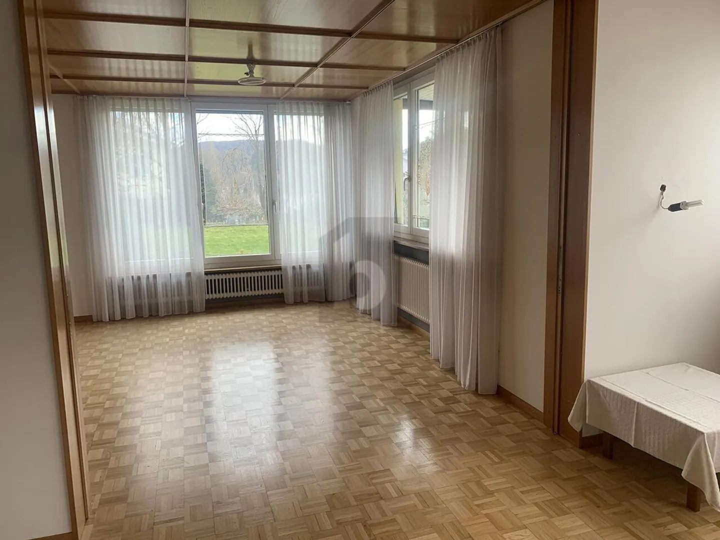 SPACIEUX, BAIGNÉ DE LUMIÈRE AVEC PISCINE PRIVÉE - Photo 5 sur 6