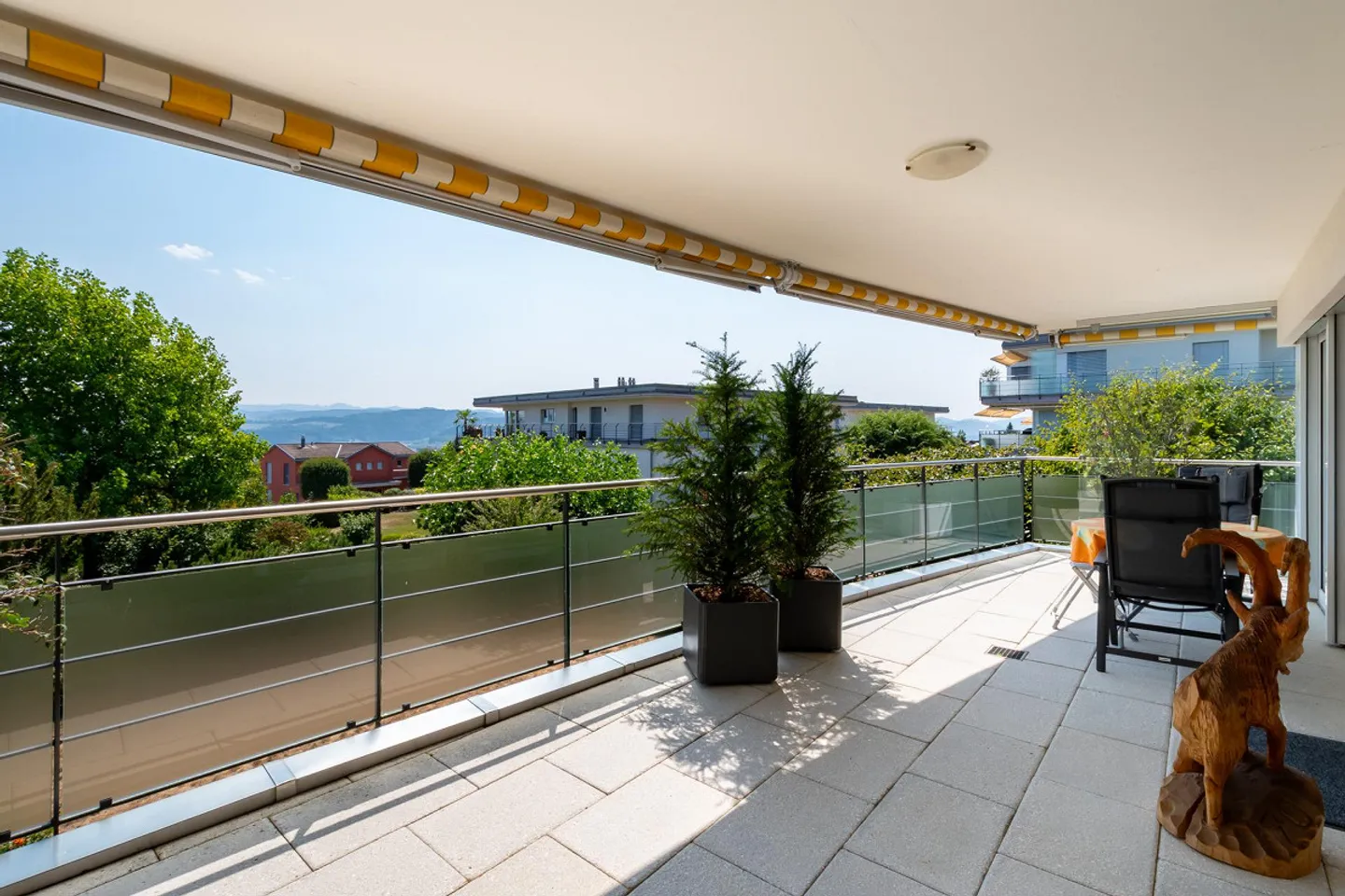 Geräumige Wohnung mit herrlichem Blick - Foto 6 von 19