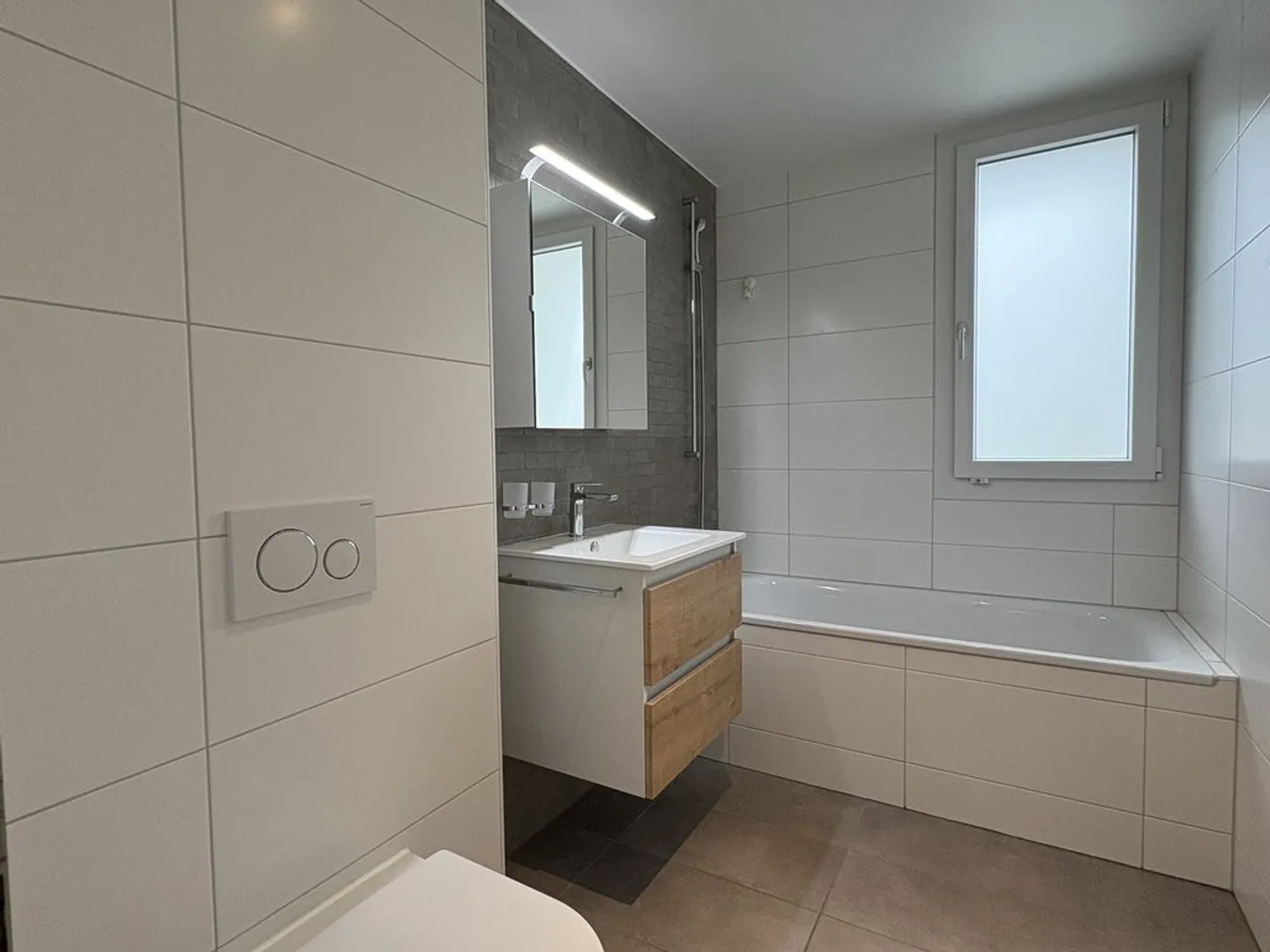 3.5 room apartment at CHF 1,900.-/month including charges - Photo 7 of 8
