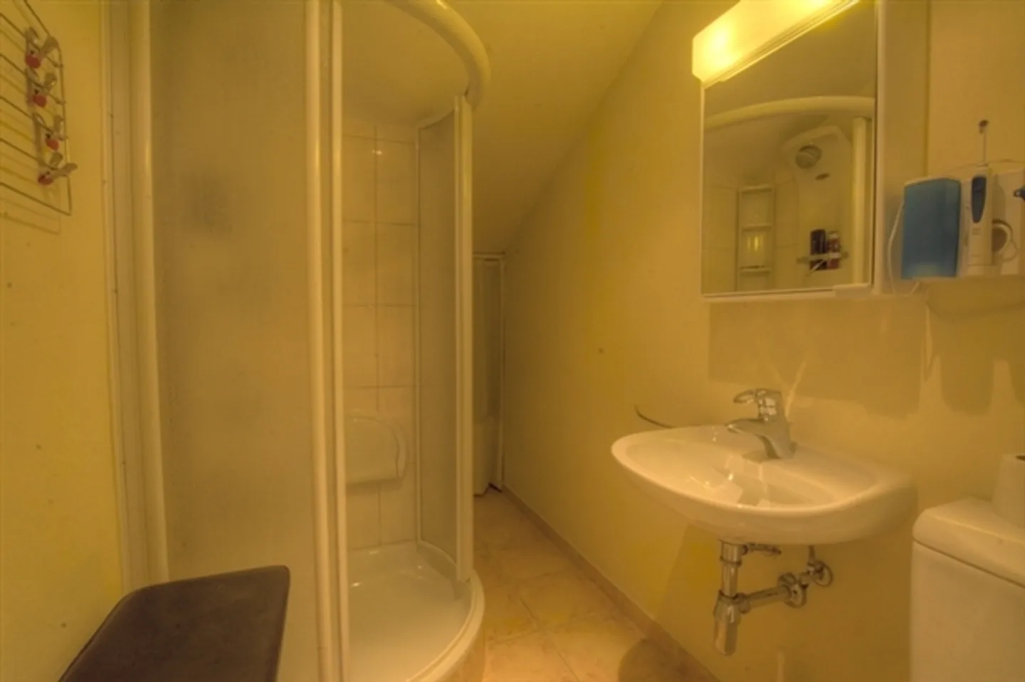 «Wunderschöne 5.0-Zimmer-Maisonette-Wohnung im Zentrum des Dorfes» - Foto 9 von 13