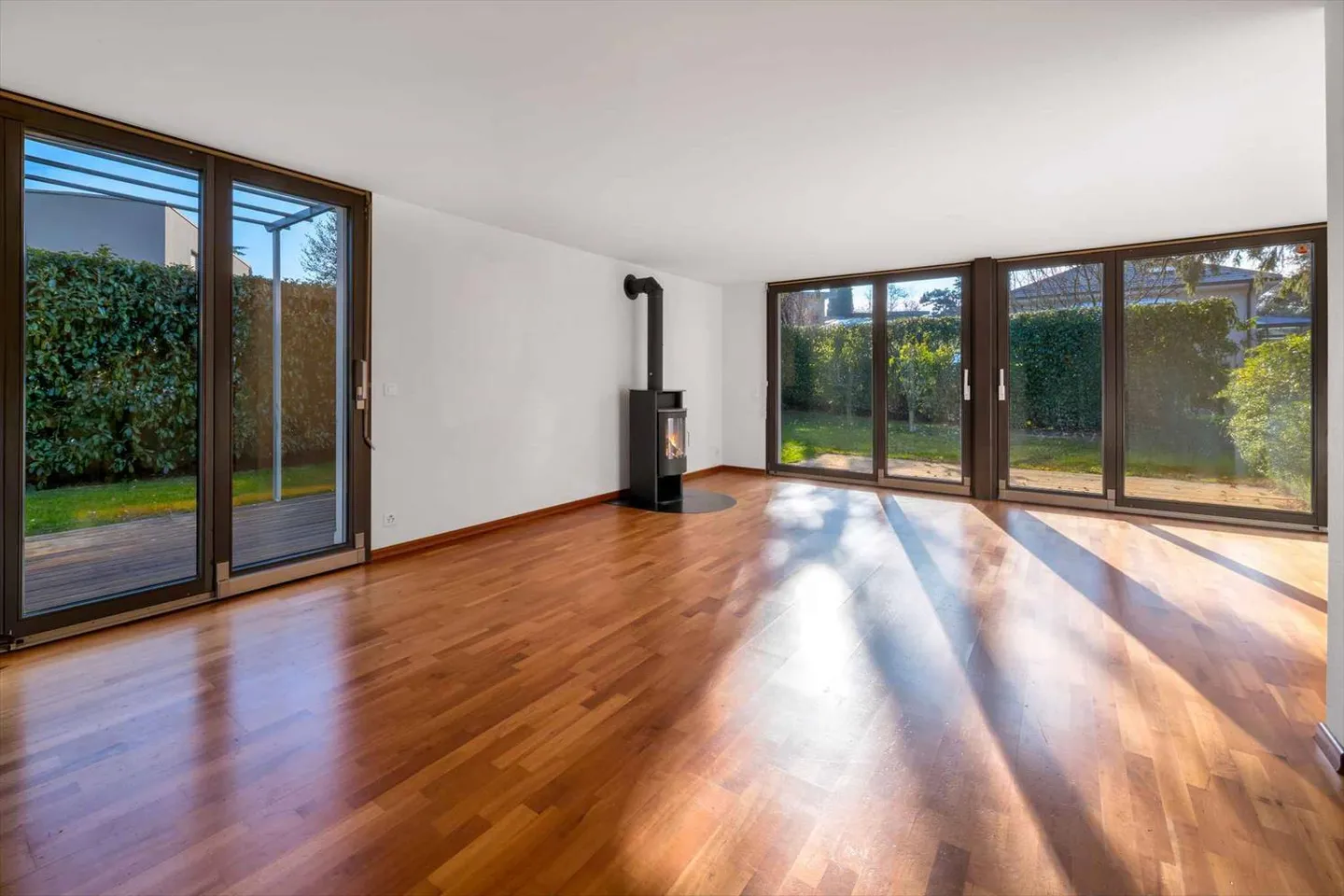 Semi-detached house for sale - Photo 3 of 13