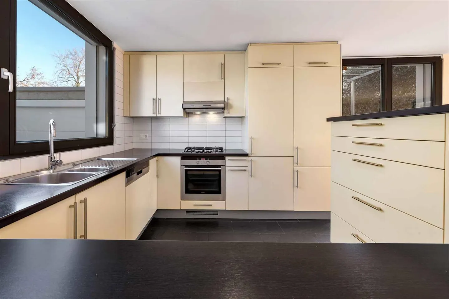 Semi-detached house for sale - Photo 5 of 13