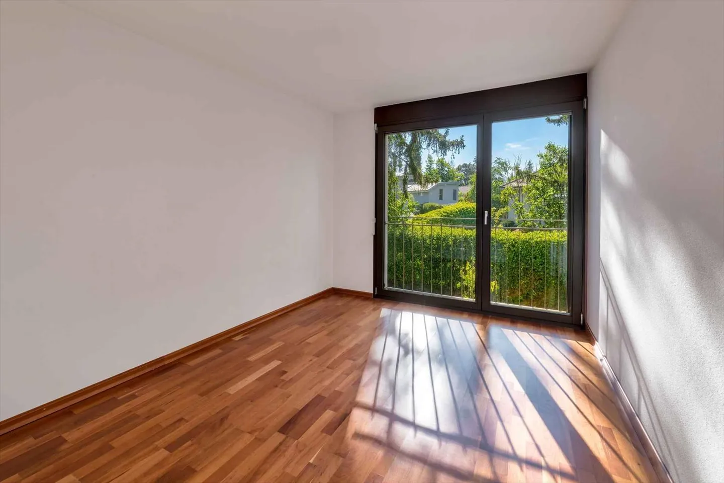 Semi-detached house for sale - Photo 9 of 13