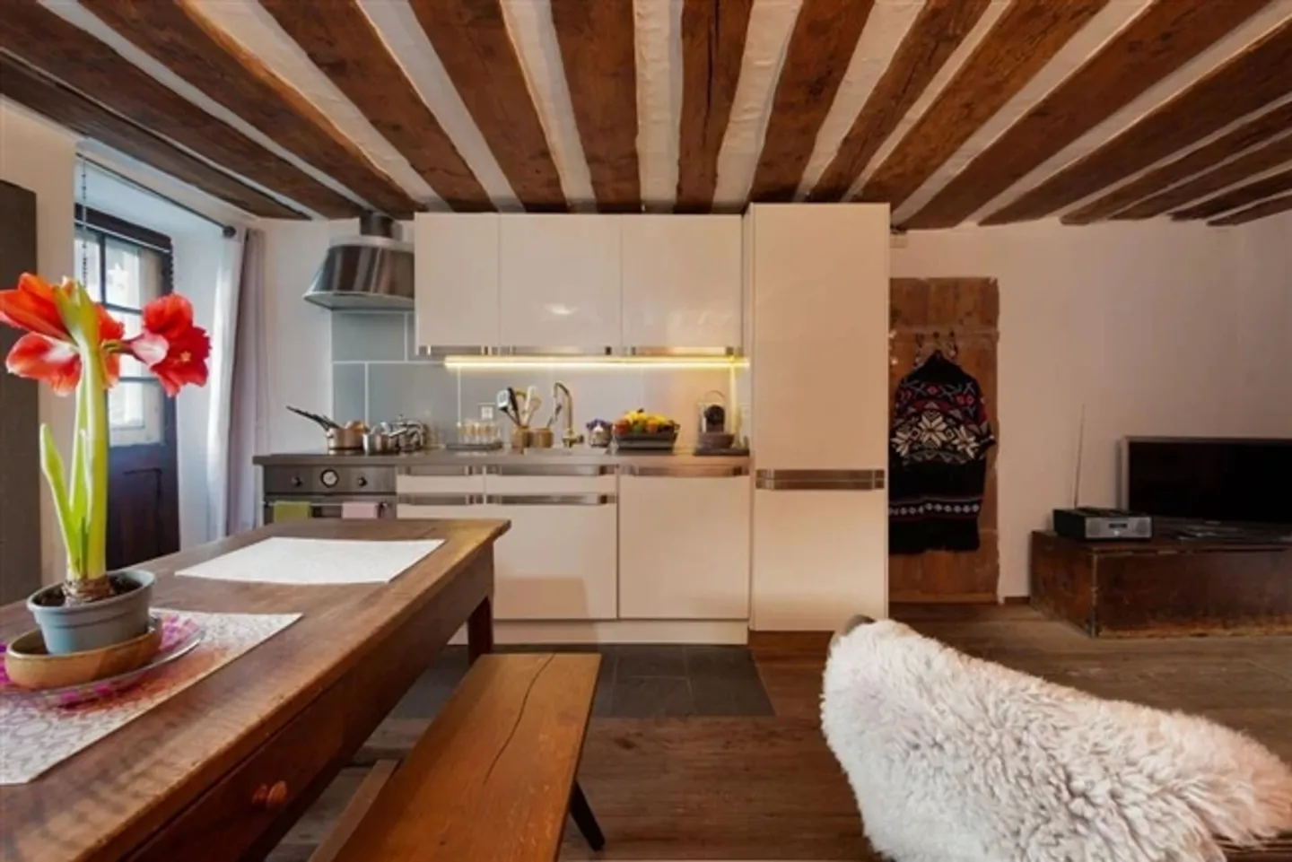 «Traditionelles Dorfhaus in Bagnes, Schweiz» - Foto 1 von 12